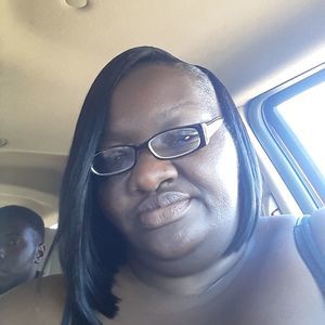 Meet your Posher, Shawana